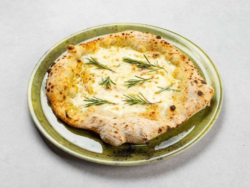 pizzeria-park-bijela-focaccia pizzeria-park-bijela-focaccia